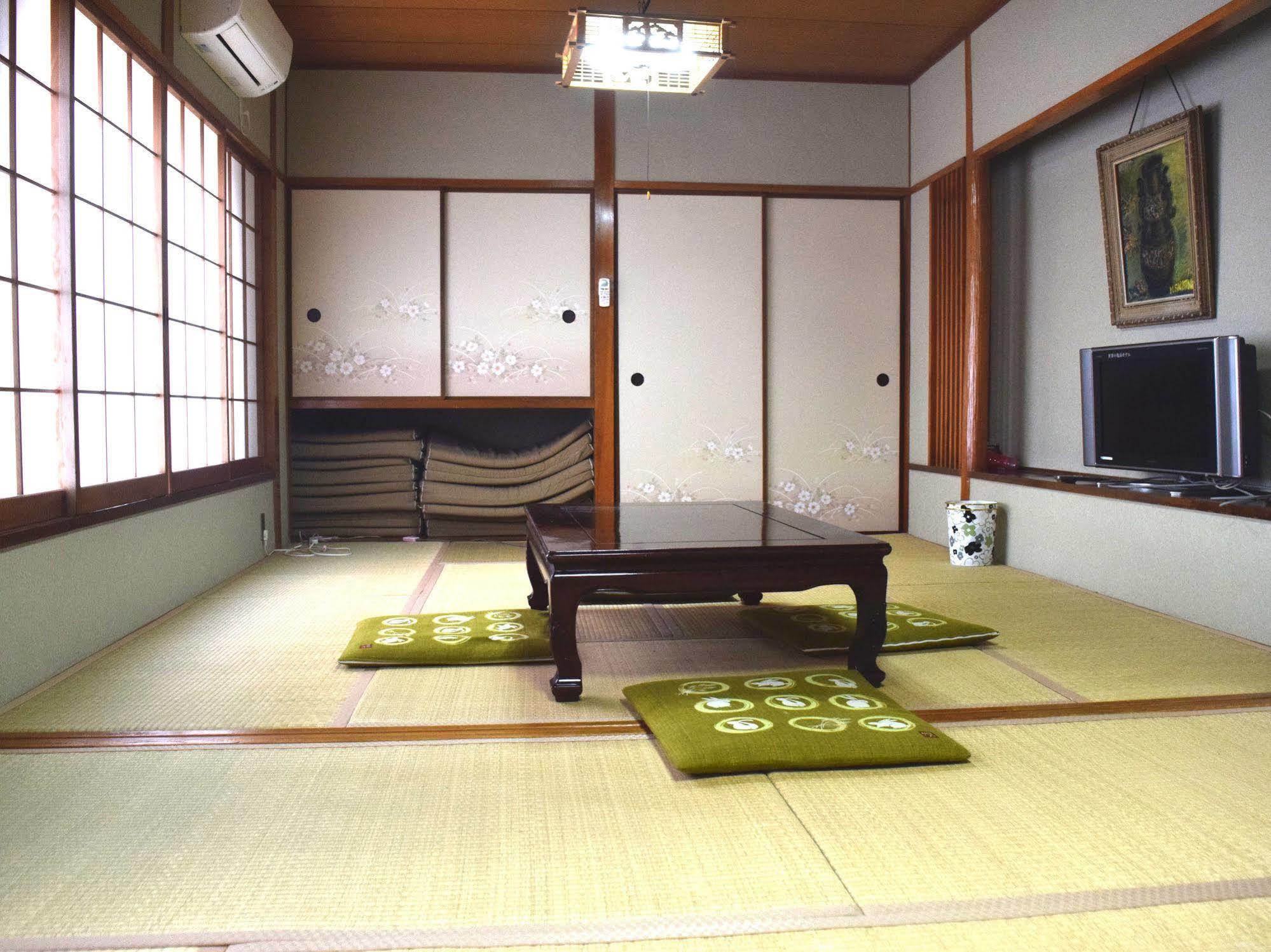 Hotel Yamabe Tenri Zewnętrze zdjęcie