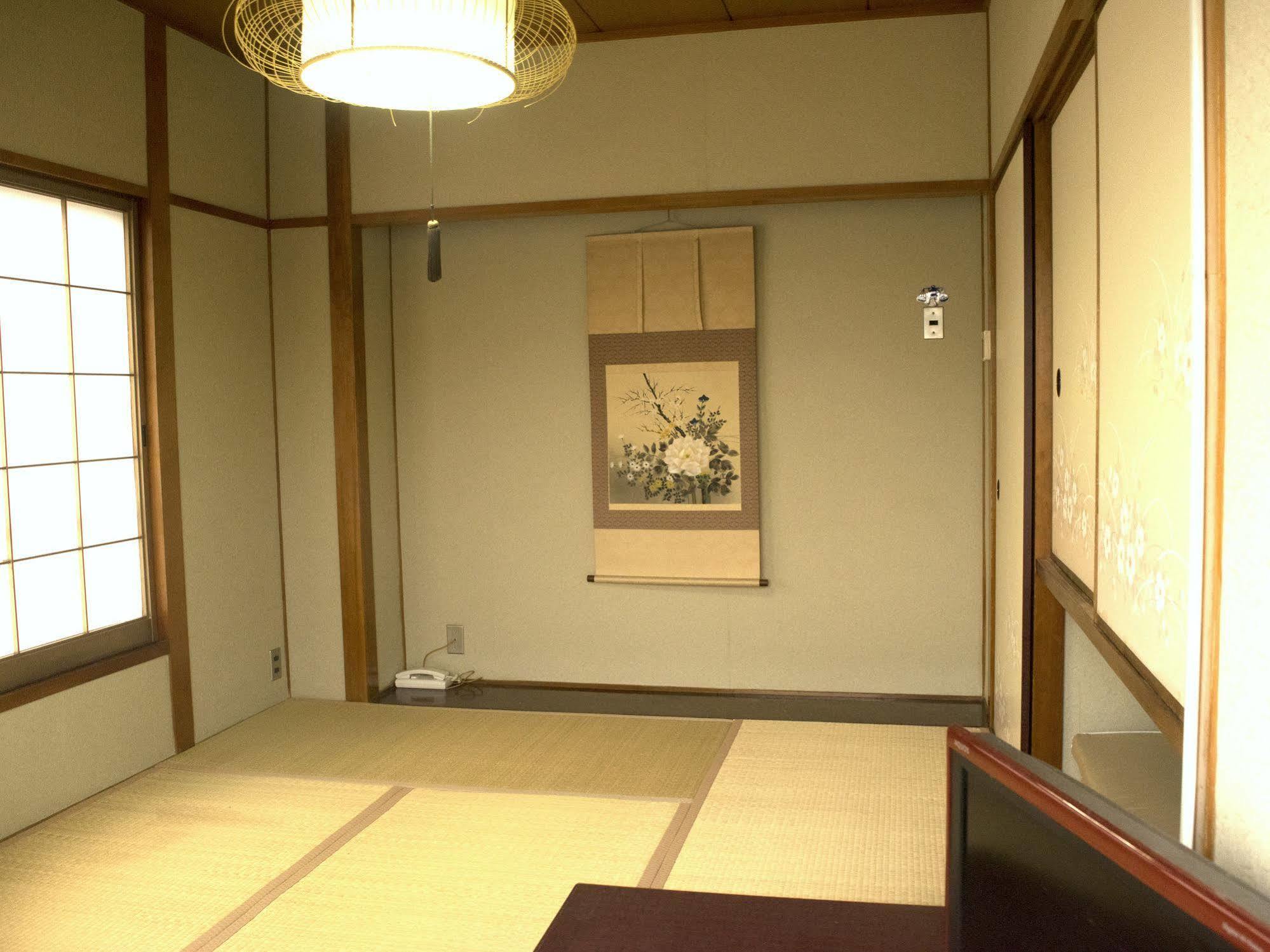 Hotel Yamabe Tenri Zewnętrze zdjęcie