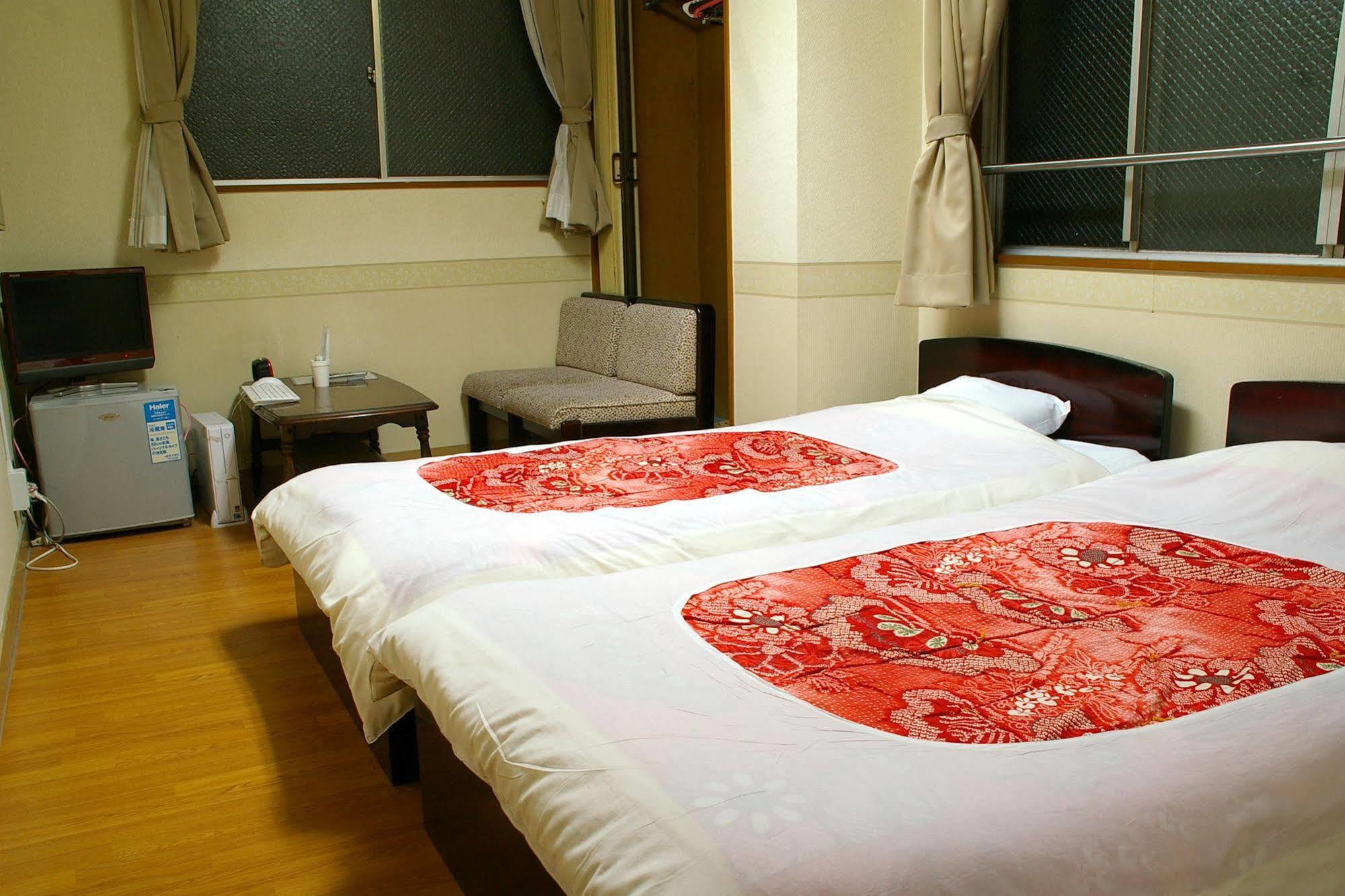 Hotel Yamabe Tenri Zewnętrze zdjęcie