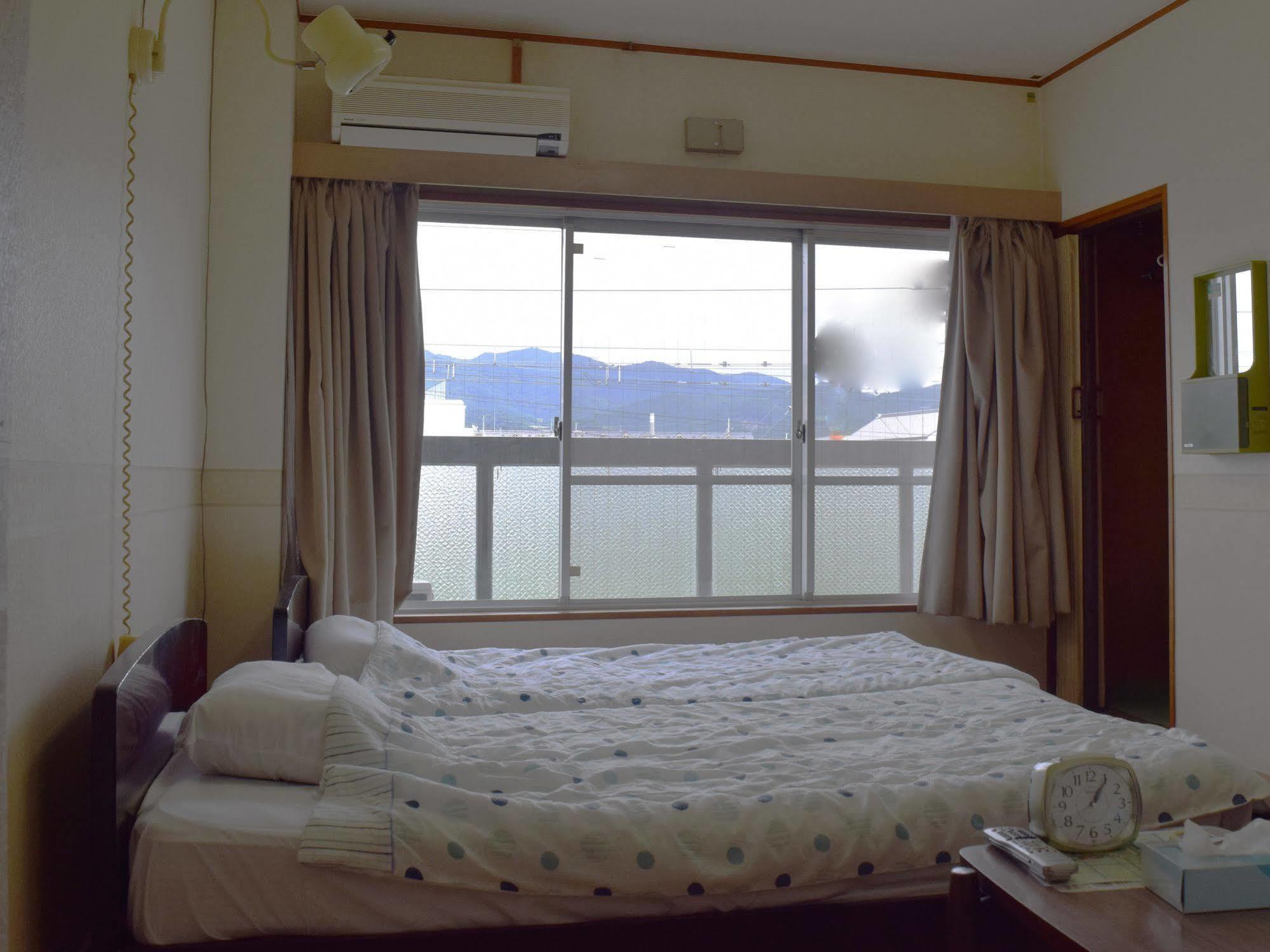 Hotel Yamabe Tenri Zewnętrze zdjęcie